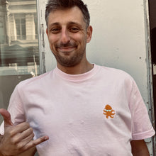 Charger l'image dans la galerie, 🐙 Le Poulpe gangsta T-Shirt - Unisexe | Phosphorescent