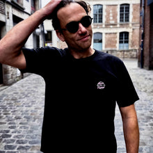 Charger l&#39;image dans la galerie, 💭Welsh &amp; Dreams T-Shirt noir – Unisexe | Phosphorescent