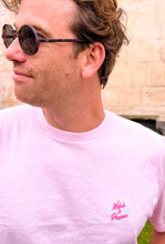 Charger l&#39;image dans la galerie, 💭Welsh &amp; Dreams T-Shirt rose – Unisexe | Phosphorescent